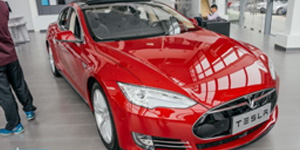 特斯拉：汽車界的未來是電動(dòng)汽車的！